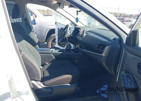 2025 Nissan Rogue S Fwd z USA, uszkodzony, nr VIN 5N1BT3AA3SC768982